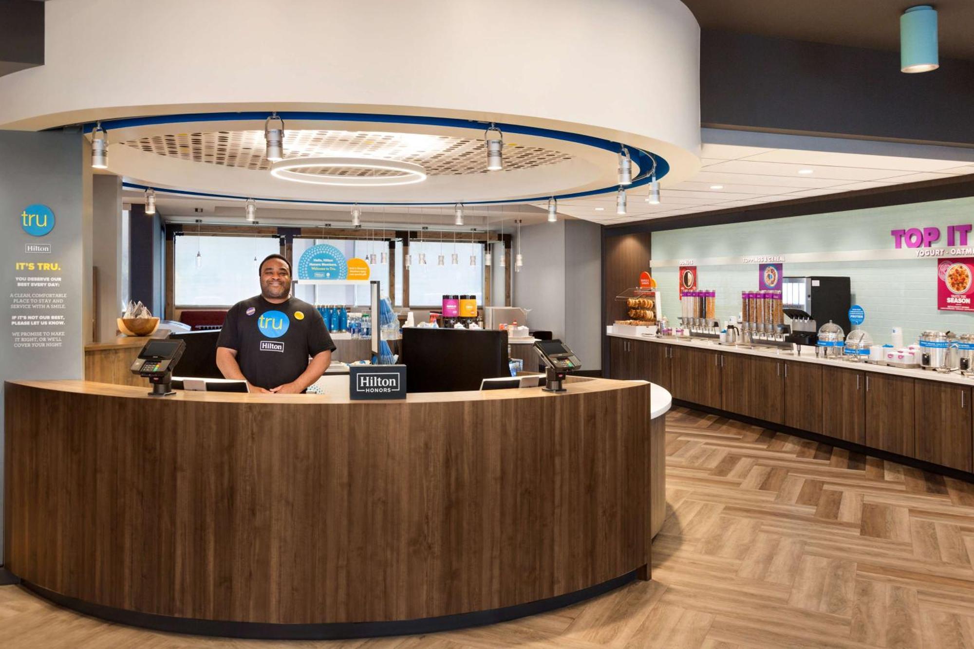 Tru By Hilton Las Vegas Airport Nv Экстерьер фото
